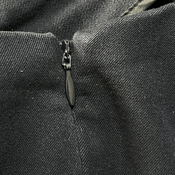 Talbots Pants Slacks Bi-Stretch Straight Leg Curvy Blue Black Size 12 Side Zip - Picture 3 of 7